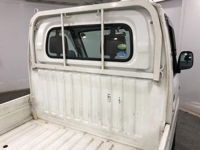クリッパートラックＤＸ　４ＷＤ／車検整備付／走行２５１８３キロ１年保証距離無制限　走行距離２５１８３キロ　車検整備付　４ＷＤ　マニュアルエアコン　純正フロアマット　マニュアルエアコン　パワステなし（埼玉県）の中古車