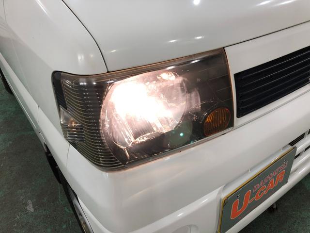 クリッパートラックＤＸ　４ＷＤ／車検整備付／走行２５１８３キロ１年保証距離無制限　走行距離２５１８３キロ　車検整備付　４ＷＤ　マニュアルエアコン　純正フロアマット　マニュアルエアコン　パワステなし（埼玉県）の中古車