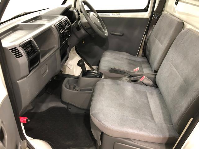 クリッパートラックＤＸ　４ＷＤ／車検整備付／走行２５１８３キロ１年保証距離無制限　走行距離２５１８３キロ　車検整備付　４ＷＤ　マニュアルエアコン　純正フロアマット　マニュアルエアコン　パワステなし（埼玉県）の中古車
