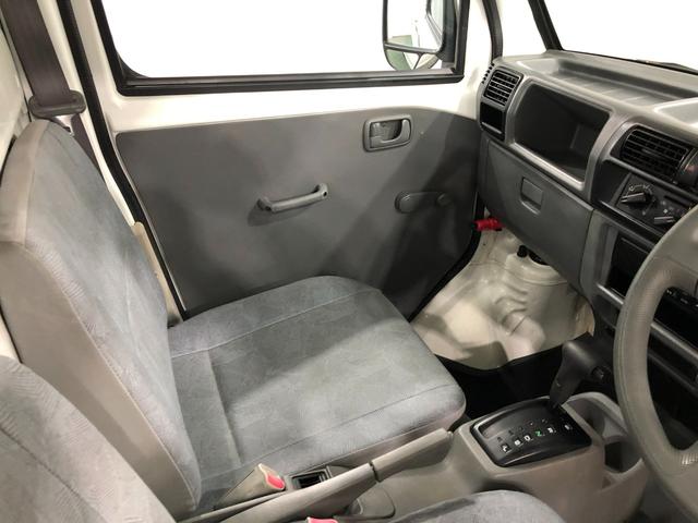 クリッパートラックＤＸ　４ＷＤ／車検整備付／走行２５１８３キロ１年保証距離無制限　走行距離２５１８３キロ　車検整備付　４ＷＤ　マニュアルエアコン　純正フロアマット　マニュアルエアコン　パワステなし（埼玉県）の中古車