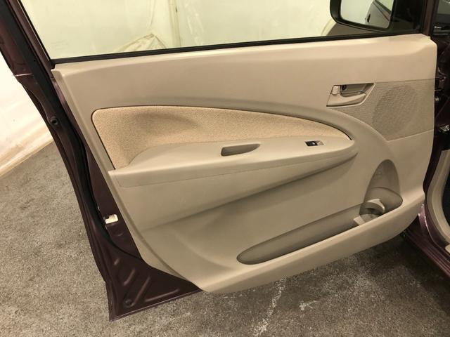 ムーヴＸリミテッド　走行１０５４４２キロ／車検整備付／キズ多一年保証・走行距離無制限　走行１０５４４２キロ　助手席エアバック　純正カーペットマット　ワンセグナビ　バックカメラ　アイドリングストップ　ベンチシート（埼玉県）の中古車