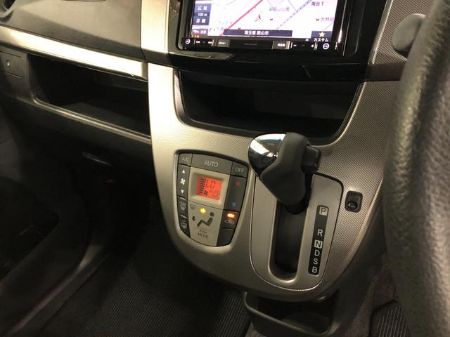 ムーヴカスタム　Ｘ　走行８２１６３キロ　／ナビ／ＬＥＤヘッドライト一年保証・走行距離無制限　走行８２１６３キロ　助手席エアバック　純正カーペットマット　フルセグナビ　ブルートゥース　オートライト　ＬＥＤヘッドライト　アイドリングストップ　ベンチシート（埼玉県）の中古車