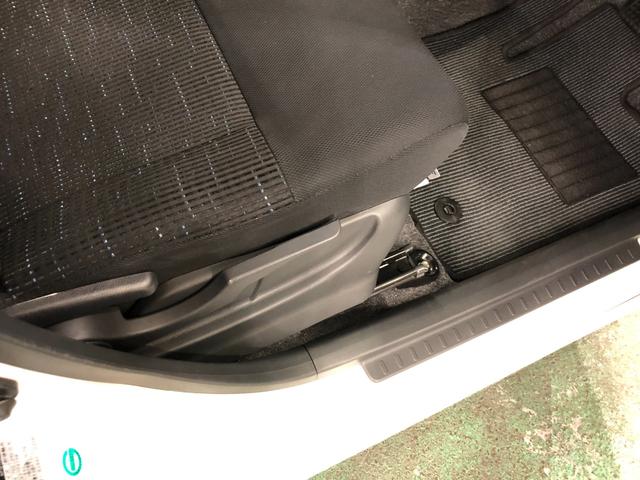ムーヴカスタム　Ｘ　走行８２１６３キロ　／ナビ／ＬＥＤヘッドライト一年保証・走行距離無制限　走行８２１６３キロ　助手席エアバック　純正カーペットマット　フルセグナビ　ブルートゥース　オートライト　ＬＥＤヘッドライト　アイドリングストップ　ベンチシート（埼玉県）の中古車