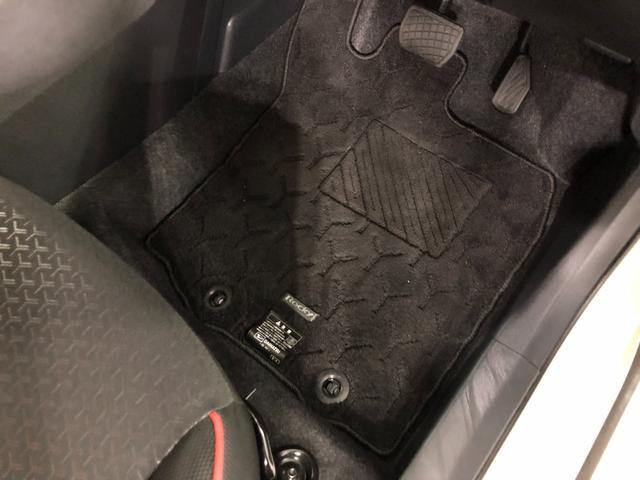 ロッキーＧ　走行２７５９５キロ／純正フルセグナビ／ドラレコ１年保証距離無制限　走行距離２７５９５キロ　純正フルセグナビ　バックカメラ　ドラレコ　純正マット　サイドエアバッグ　ＬＥＤヘッドランプ　アイドリングストップ　シートヒーター　オート格納式ドアミラー（埼玉県）の中古車