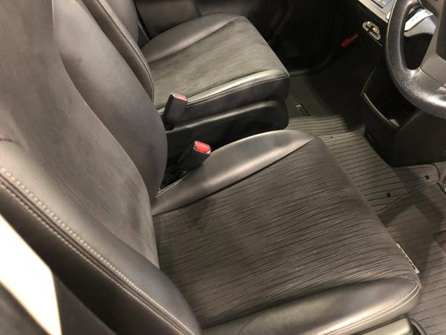 フリードＧ　プレミアムエディション　走行５１００５キロ／ワンセグナビ１年保証距離無制限　走行距離５１００５キロ　ワンセグナビ　バックカメラ　ブルートゥース　純正マット　オートライト　ＨＩＤヘッドランプ　両側スライドドア　電動格納式ドアミラー（埼玉県）の中古車