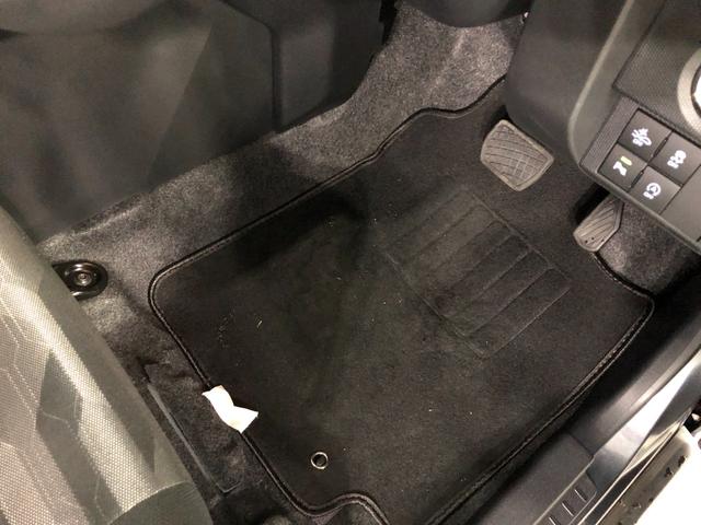 タフトＧターボ　クロムベンチャー走行９０６３キロ／ナビ／バックカメ一年保証・走行距離無制限　走行９０６３キロ　フルセグナビ　ブルートゥース　バックカメラ　サイドエアバック　クリアランスソナー　オートライト　ＬＥＤヘッドライト　シートヒーター（埼玉県）の中古車