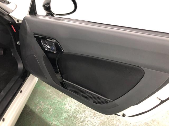コペンＧＲ　スポーツ　走行２７７８２キロ／車検整備付／５速ＭＴ一年保証・走行距離無制限走行　走行２７７８２キロ　フルセグナビ　ブルートゥース　バックカメラ　ＤＶＤ　ＥＴＣ　オートライト　ＬＥＤヘッドライト　シートヒーター（埼玉県）の中古車