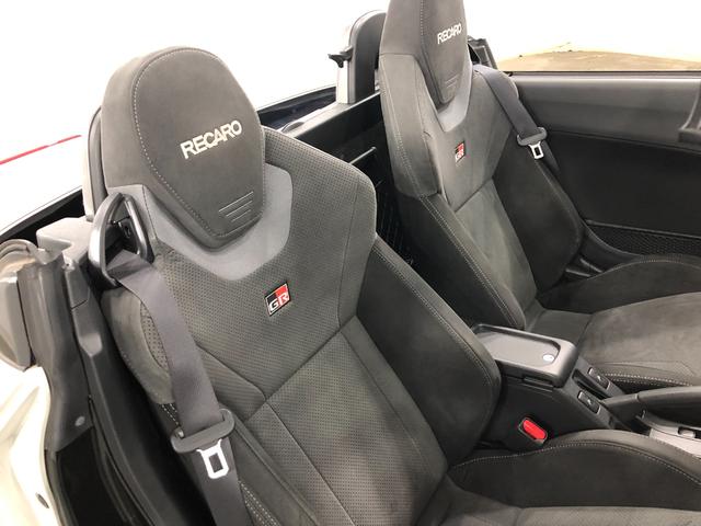コペンＧＲ　スポーツ　走行２７７８２キロ／車検整備付／５速ＭＴ一年保証・走行距離無制限走行　走行２７７８２キロ　フルセグナビ　ブルートゥース　バックカメラ　ＤＶＤ　ＥＴＣ　オートライト　ＬＥＤヘッドライト　シートヒーター（埼玉県）の中古車