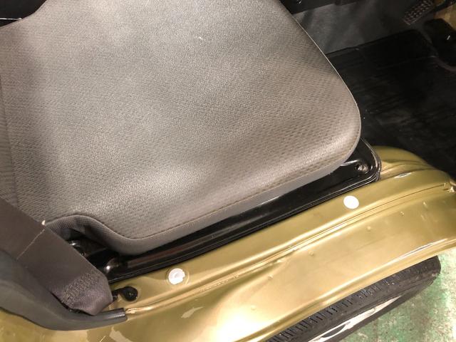 ハイゼットトラックスタンダード　ＭＴ／走行９３６５６キロ／タイヤ４本交換一年保証・走行距離無制限　走行９３６５６キロ　５速ＭＴ　純正ＣＤチューナー　純正フロアマット　マニュアルエアコン　取扱説明書　メンテナンスノート（埼玉県）の中古車