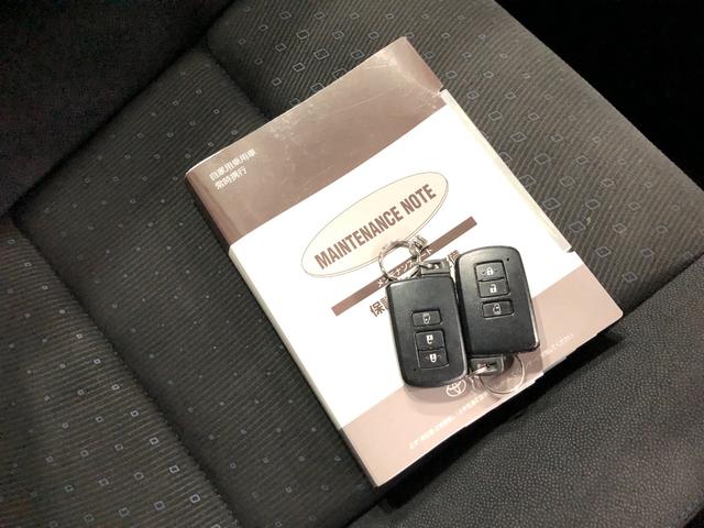 ヴォクシーＶ　走行５２８４５キロ／ナビ／バックカメラ／タイヤ４本交換一年保証・走行距離無制限　走行５２８４５キロ　ワンセグナビ　ブルートゥース　バックカメラ　オートマチックハイビーム　オートライト　ＬＥＤヘッドライト　片側電動スライドドア（埼玉県）の中古車