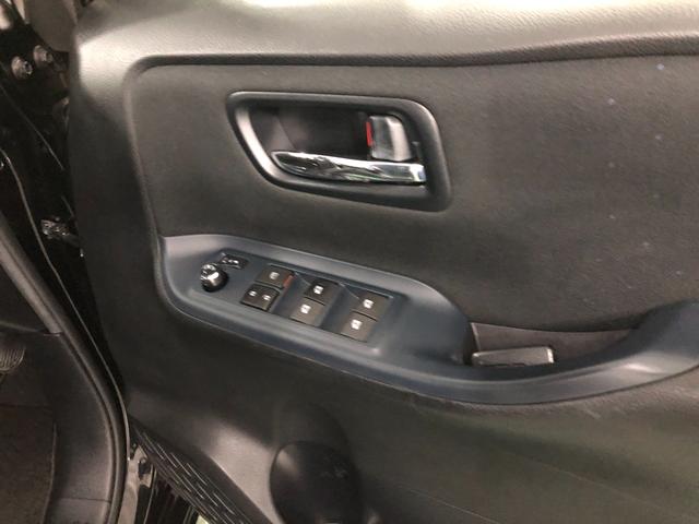 ヴォクシーＶ　走行５２８４５キロ／ナビ／バックカメラ／タイヤ４本交換一年保証・走行距離無制限　走行５２８４５キロ　ワンセグナビ　ブルートゥース　バックカメラ　オートマチックハイビーム　オートライト　ＬＥＤヘッドライト　片側電動スライドドア（埼玉県）の中古車