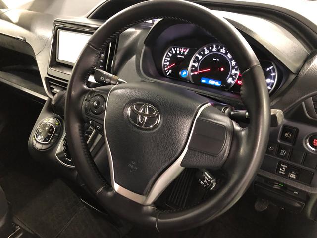 ヴォクシーＶ　走行５２８４５キロ／ナビ／バックカメラ／タイヤ４本交換一年保証・走行距離無制限　走行５２８４５キロ　ワンセグナビ　ブルートゥース　バックカメラ　オートマチックハイビーム　オートライト　ＬＥＤヘッドライト　片側電動スライドドア（埼玉県）の中古車