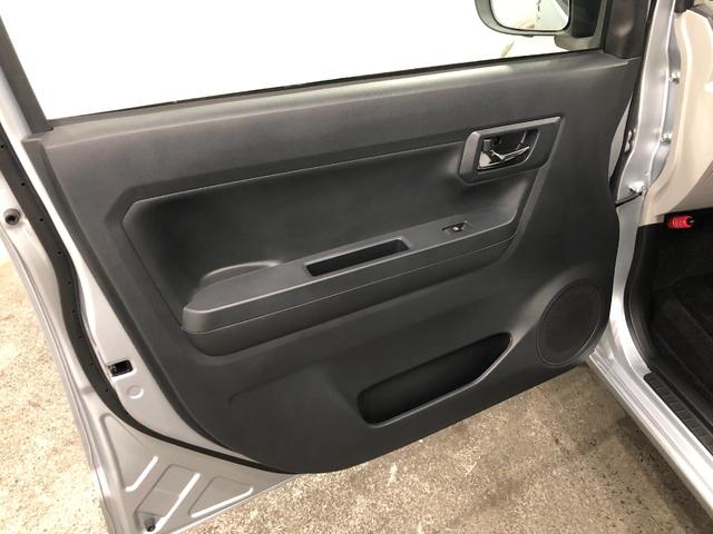 ミライースＸ　ＳＡIII　走行５４３９キロ／雹害／ＬＥＤヘッドライト一年保証・走行距離無制限　走行５４３９キロ　助手席エアバック　純正カーペットマット　クリアランスソナー　オートマチックハイビーム　ＬＥＤヘッドライト　アイドリングストップ（埼玉県）の中古車