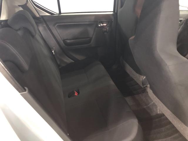 ミライースＸ　ＳＡIII　走行５４３９キロ／雹害／ＬＥＤヘッドライト一年保証・走行距離無制限　走行５４３９キロ　助手席エアバック　純正カーペットマット　クリアランスソナー　オートマチックハイビーム　ＬＥＤヘッドライト　アイドリングストップ（埼玉県）の中古車