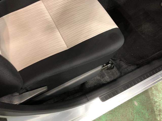 ミライースＬ　ＳＡIII　走行５２３１キロ／クリアランスソナー一年保証・走行距離無制限　走行５２３１キロ　助手席エアバック　純正カーペットマット　クリアランスソナー　オートマチックハイビーム　オートライト　アイドリングストップ（埼玉県）の中古車
