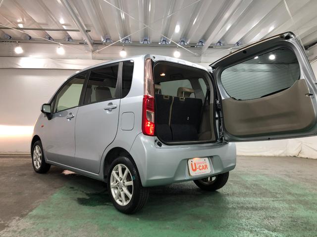 ムーヴＸ　車検整備付／走行５８６６４キロ／カーペットマット１年保証距離無制限　走行距離５８６６４キロ　カーペットマット　助手席エアバッグ　アイドリングストップ　電動格納式ドアミラー　プッシュボタンスタート　キーフリー　オートエアコン（埼玉県）の中古車