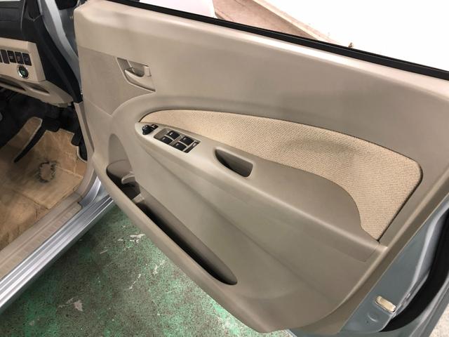 ムーヴＸ　車検整備付／走行５８６６４キロ／カーペットマット１年保証距離無制限　走行距離５８６６４キロ　カーペットマット　助手席エアバッグ　アイドリングストップ　電動格納式ドアミラー　プッシュボタンスタート　キーフリー　オートエアコン（埼玉県）の中古車