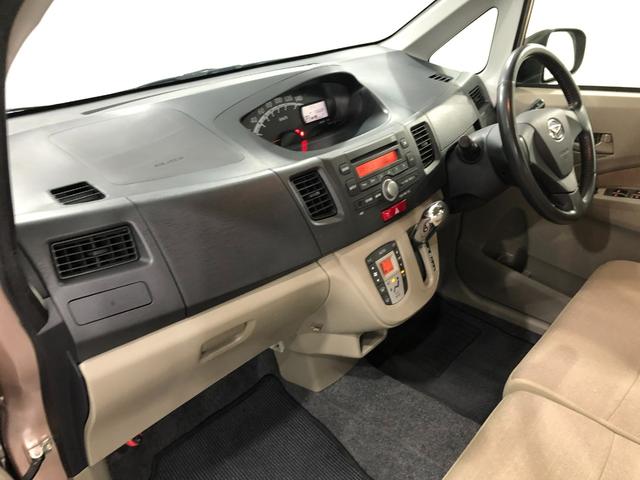 ムーヴＸ　車検整備付／走行５５６６８キロ／ＣＤチューナー／マット１年保証距離無制限　走行距離５５６６８キロ　ＣＤチューナー　純正カーペットマット　助手席エアバッグ　アイドリングストップ　プッシュボタンスタート　電動格納式ドアミラー　オートエアコン　キーフリー（埼玉県）の中古車