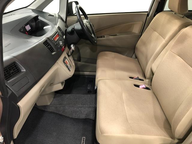 ムーヴＸ　車検整備付／走行５５６６８キロ／ＣＤチューナー／マット１年保証距離無制限　走行距離５５６６８キロ　ＣＤチューナー　純正カーペットマット　助手席エアバッグ　アイドリングストップ　プッシュボタンスタート　電動格納式ドアミラー　オートエアコン　キーフリー（埼玉県）の中古車