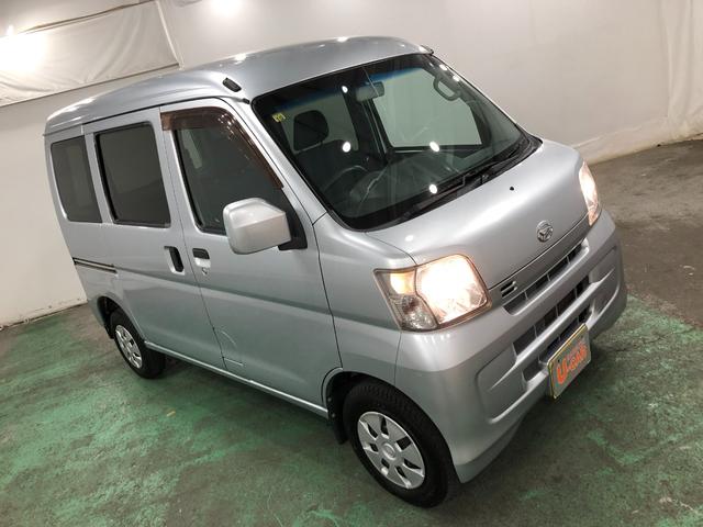 ハイゼットカーゴクルーズ　雹害／車検整備付／走行７２０６８キロ／純正マット１年保証距離無制限　走行距離７２０６８キロ　純正ＣＤチューナー　純正フロアマット　助手席エアバッグ　両側スライドドア　電動格納式ドアミラー（埼玉県）の中古車