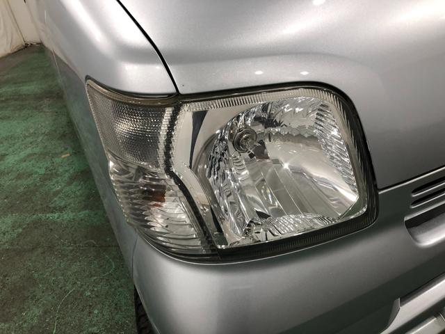 ハイゼットカーゴクルーズ　雹害／車検整備付／走行７２０６８キロ／純正マット１年保証距離無制限　走行距離７２０６８キロ　純正ＣＤチューナー　純正フロアマット　助手席エアバッグ　両側スライドドア　電動格納式ドアミラー（埼玉県）の中古車
