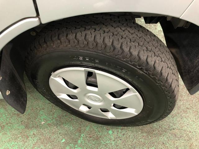 ハイゼットカーゴクルーズ　雹害／車検整備付／走行７２０６８キロ／純正マット１年保証距離無制限　走行距離７２０６８キロ　純正ＣＤチューナー　純正フロアマット　助手席エアバッグ　両側スライドドア　電動格納式ドアミラー（埼玉県）の中古車