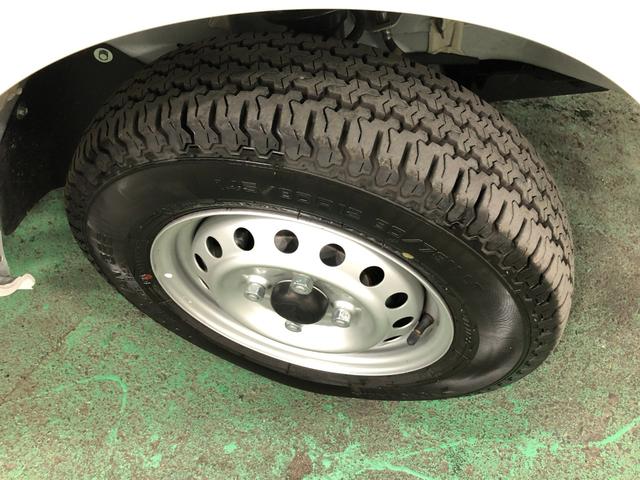 ハイゼットトラックスタンダード　農用スペシャル　４ＷＤ／走行９８８キロ／ラジオ１年保証距離無制限　走行距離９８８キロ　４ＷＤ　ＦＭＡＭラジオ　純正フロアマット　助手席エアバッグ　クリアランスソナー　アイドリングストップ　マニュアルエアコン（埼玉県）の中古車