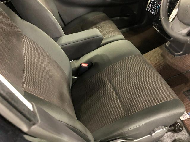 デイズハイウェイスター　Ｘ　雹害／車検整備付／走行１１７０８キロ１年保証距離無制限　走行距離１１７０８キロ　フルセグナビ　アラウンドビューモニター　ブルートゥース　純正マット　オートライト　ＨＩＤヘッドランプ　アイドリングストップ　電動格納式ドアミラー　キーフリー（埼玉県）の中古車