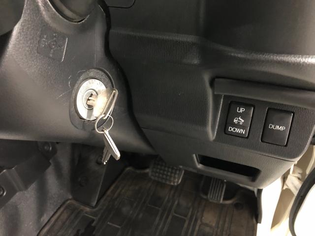 ハイゼットトラック多目的ダンプ走行１８１０５キロ／ナビ／４ＷＤ／オートマ一年保証・走行距離無制限　走行１８１０５キロ　助手席エアバック　フルセグナビ　ブルートゥース　ＤＶＤ　オートライト　４ＷＤ（埼玉県）の中古車