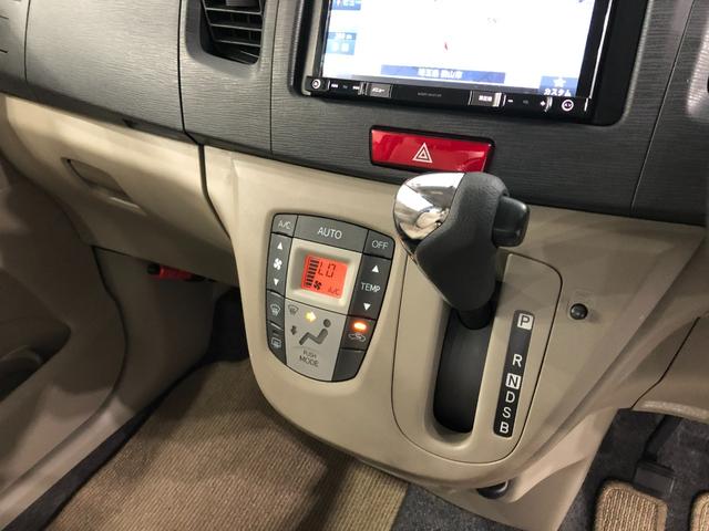 ムーヴＸ　雹害／車検整備付／走行１２２７９６キロ／ワンセグナビ１年保証距離無制限　走行距離１２２７９６キロ　車検整備付　ワンセグナビ　純正カーペットマット　助手席エアバッグアイドリングストップ　プッシュボタンスタート　電動格納式ドアミラー（埼玉県）の中古車