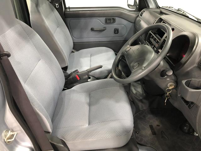 ハイゼットトラックジャンボ　５速ＭＴ／４ＷＤ／車検整備付／走行１４５１２７キロ１年保証距離無制限　走行距離１４５１２７キロ　車検整備付　５速ＭＴ　４ＷＤ　カーペットマット　マニュアルエアコン　メンテナンスノート　取扱説明書（埼玉県）の中古車