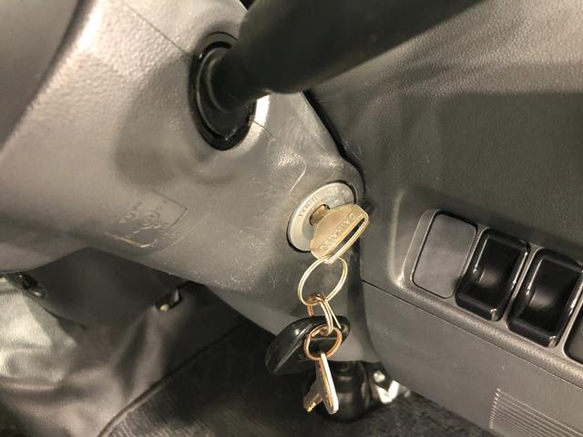 ハイゼットトラックジャンボ　５速ＭＴ／４ＷＤ／車検整備付／走行１４５１２７キロ１年保証距離無制限　走行距離１４５１２７キロ　車検整備付　５速ＭＴ　４ＷＤ　カーペットマット　マニュアルエアコン　メンテナンスノート　取扱説明書（埼玉県）の中古車