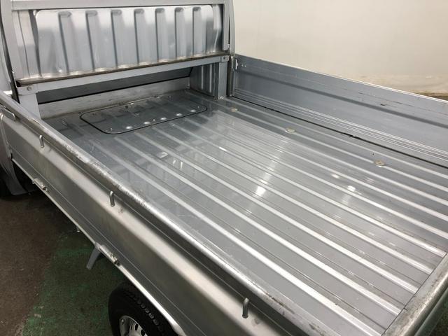 ハイゼットトラックジャンボ　５速ＭＴ／４ＷＤ／車検整備付／走行１４５１２７キロ１年保証距離無制限　走行距離１４５１２７キロ　車検整備付　５速ＭＴ　４ＷＤ　カーペットマット　マニュアルエアコン　メンテナンスノート　取扱説明書（埼玉県）の中古車