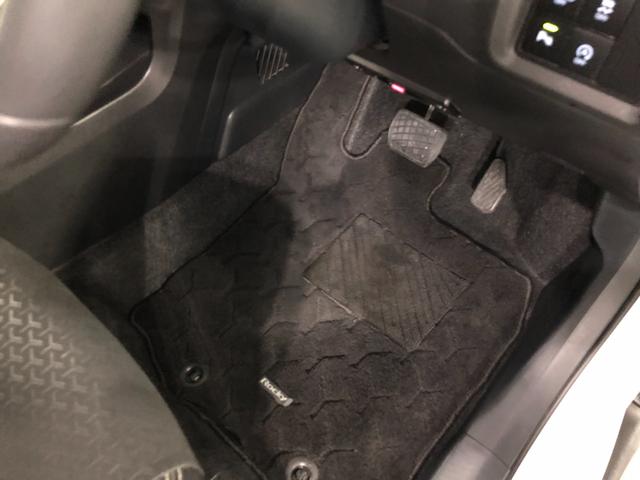 ロッキープレミアム　走行４５２７０キロ／タイヤ４本交換／９インチナビ一年保証・走行距離無制限　走行４５２７０キロ　フルセグナビ　ブルートゥース　バックカメラ　ドラレコ　クリアランスソナー　ＬＥＤヘッドライト　シートヒーター　サイドエアバック（東京都）の中古車
