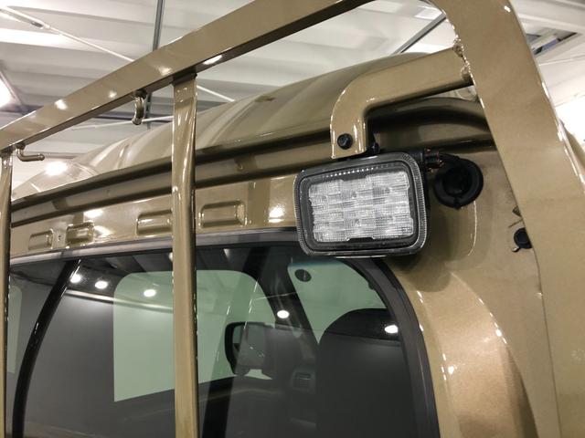 ハイゼットトラックジャンボエクストラ　走行１０６５４キロ／荷台作業灯／マット１年保証距離無制限　走行距離１０６５４キロ　純正フロアマット　助手席エアバック　クリアランスソナー　オートライト　ＬＥＤヘッドランプ　アイドリングストップ　プッシュボタンスタート　電動格納式ドアミラー（埼玉県）の中古車