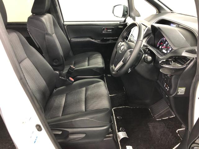 ヴォクシーＺＳ　煌II　走行５７０９８キロ／ナビ／後席モニター／４ＷＤ一年保証・走行距離無制限　走行５７０９８キロ　助手席エアバック　ＥＴＣ　純正カーペットマット　フルセグナビ　ブルートゥース　後席モニター　オートマチックハイビーム　オートライト　ＬＥＤヘッドライト（埼玉県）の中古車