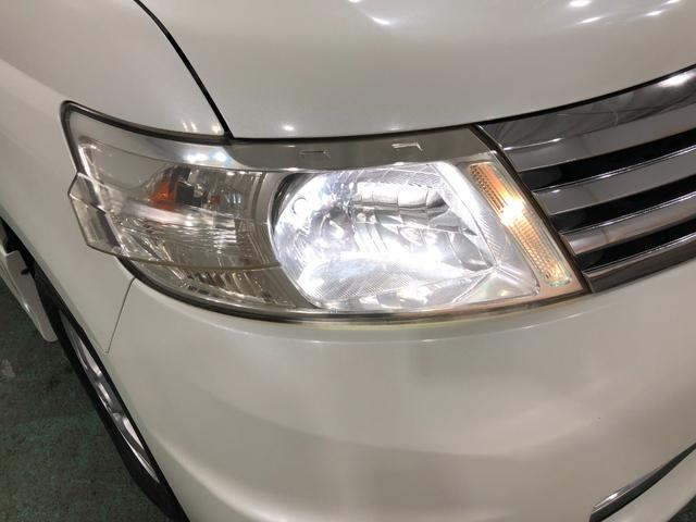 セレナハイウェイスター　走行４３９４３キロ／車検整備付／ナビ一年保証・走行距離無制限　走行４３９４３キロ　助手席エアバック　ＥＴＣ　純正カーペットマット　ワンセグナビ　ＤＶＤ　オートライト　ＨＩＤヘッドライト　両側電動スライドドア（埼玉県）の中古車