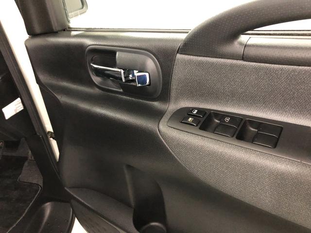 セレナハイウェイスター　走行４３９４３キロ／車検整備付／ナビ一年保証・走行距離無制限　走行４３９４３キロ　助手席エアバック　ＥＴＣ　純正カーペットマット　ワンセグナビ　ＤＶＤ　オートライト　ＨＩＤヘッドライト　両側電動スライドドア（埼玉県）の中古車