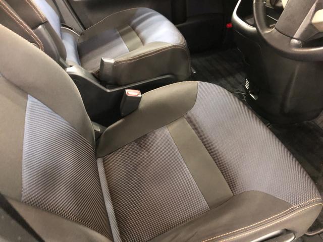 セレナハイウェイスター　走行４３９４３キロ／車検整備付／ナビ一年保証・走行距離無制限　走行４３９４３キロ　助手席エアバック　ＥＴＣ　純正カーペットマット　ワンセグナビ　ＤＶＤ　オートライト　ＨＩＤヘッドライト　両側電動スライドドア（埼玉県）の中古車