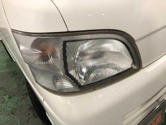 ハイゼットトラックスペシャル　農用パック　走行５８７８０キロ／車検整備付一年保証・走行距離無制限　走行５８７８０キロ　４ＷＤ　ＭＴ　純正カーペットマット　ＡＭＦＭラジオ　作業用ライト　ゴムプロテクター（埼玉県）の中古車