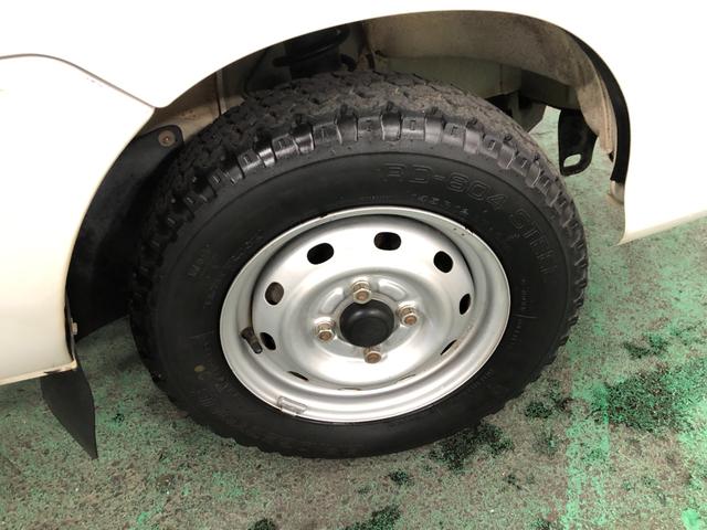 ハイゼットトラックスペシャル　農用パック　走行５８７８０キロ／車検整備付一年保証・走行距離無制限　走行５８７８０キロ　４ＷＤ　ＭＴ　純正カーペットマット　ＡＭＦＭラジオ　作業用ライト　ゴムプロテクター（埼玉県）の中古車