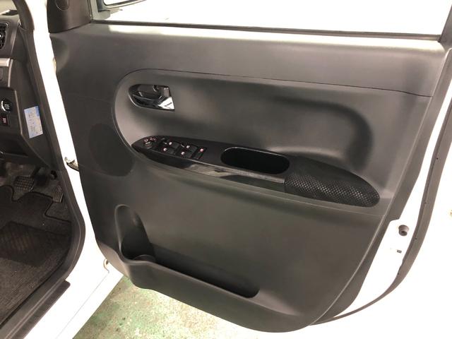 タントカスタムＲＳ　トップエディションＳＡII　車検整備付保証１年間・距離無制限付き　オートライト　プッシュボタンエンジンスタート　ＬＥＤヘッドライト　アイドリングストップ　ベンチシート　純正フロアマット（埼玉県）の中古車