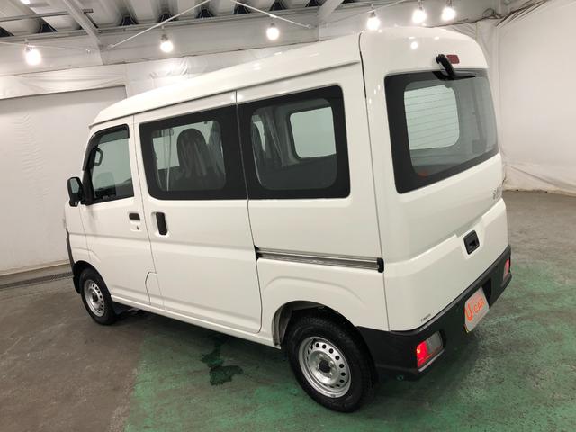 ハイゼットカーゴスペシャル　走行２３４５７キロ／間仕切カーテン／ドラレコ１年保証距離無制限　走行距離２３４５７キロ　ディスプレイオーディオ　ブルートゥース　ドラレコ　純正マット　助手席エアバック　クリアランスソナー　オートライト　アイドリングストップ　両側スライドドア（埼玉県）の中古車