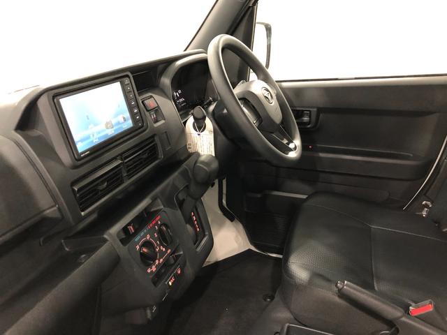 ハイゼットカーゴスペシャル　走行２３４５７キロ／間仕切カーテン／ドラレコ１年保証距離無制限　走行距離２３４５７キロ　ディスプレイオーディオ　ブルートゥース　ドラレコ　純正マット　助手席エアバック　クリアランスソナー　オートライト　アイドリングストップ　両側スライドドア（埼玉県）の中古車