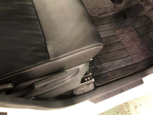 タントカスタムＲＳ　トップエディションＳＡ　４ＷＤ／車検整備付１年保証距離無制限　走行距離８１６９０キロ　フルセグナビ　バックカメラ　ドラレコ　純正マット　ＬＥＤヘッドランプ　アイドリングストップ　両側電動スライドドア　電動格納式ドアミラー　キーフリー（埼玉県）の中古車