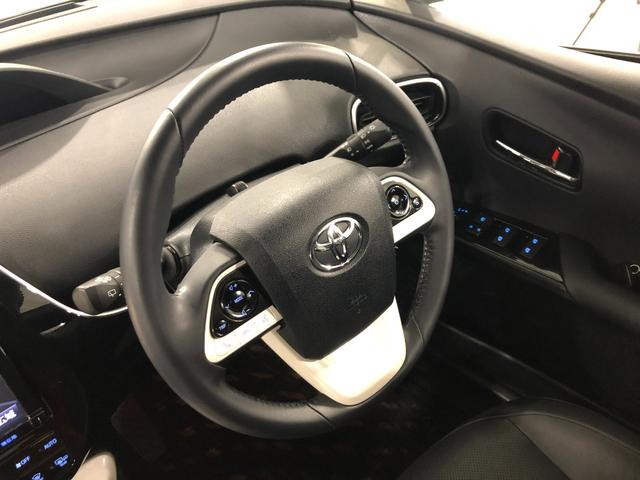 プリウスＡプレミアム　車検整備付／走行３７０７３キロ／フルセグナビ１年保証距離無制限　走行距離３７０７３キロ　フルセグナビ　バックカメラ　ブルートゥース　ドラレコ　純正マット　サイドエアバッグ　ＬＥＤヘッドランプ　シートヒーター　プッシュスタート　キーフリー（埼玉県）の中古車