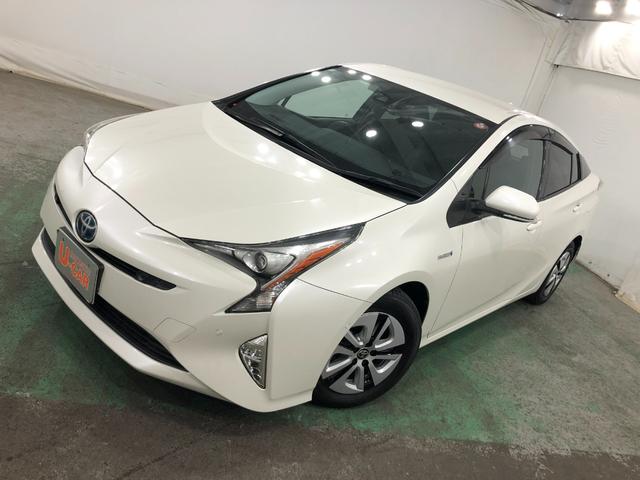 プリウスＡプレミアム　車検整備付／走行３７０７３キロ／フルセグナビ１年保証距離無制限　走行距離３７０７３キロ　フルセグナビ　バックカメラ　ブルートゥース　ドラレコ　純正マット　サイドエアバッグ　ＬＥＤヘッドランプ　シートヒーター　プッシュスタート　キーフリー（埼玉県）の中古車