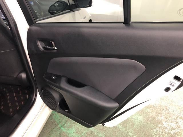 プリウスＡプレミアム　車検整備付／走行３７０７３キロ／フルセグナビ１年保証距離無制限　走行距離３７０７３キロ　フルセグナビ　バックカメラ　ブルートゥース　ドラレコ　純正マット　サイドエアバッグ　ＬＥＤヘッドランプ　シートヒーター　プッシュスタート　キーフリー（埼玉県）の中古車