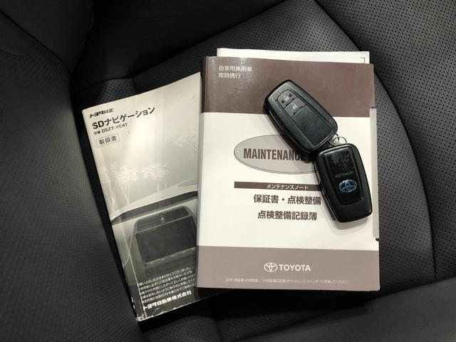 プリウスＡプレミアム　車検整備付／走行３７０７３キロ／フルセグナビ１年保証距離無制限　走行距離３７０７３キロ　フルセグナビ　バックカメラ　ブルートゥース　ドラレコ　純正マット　サイドエアバッグ　ＬＥＤヘッドランプ　シートヒーター　プッシュスタート　キーフリー（埼玉県）の中古車