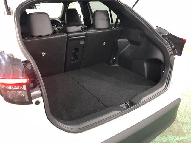 ヤリスクロスＺ　走行７１００キロ／ディスプレイオーディオ／バックカメラ一年保証・走行距離無制限　走行７１００キロ　ディスプレイオーディオ　ブルートゥース　バックカメラ　クリアランスソナー　オートライト　ＬＥＤヘッドライト　シートヒーター（埼玉県）の中古車